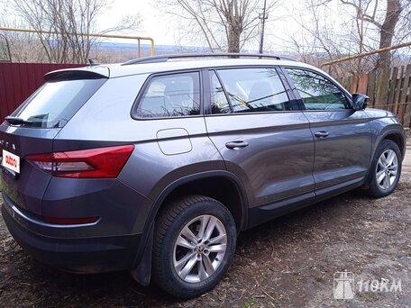 Skoda, Kodiaq, 1400, 125, бензин, внедорожник, механика, передний привод, среднее состояние, левый, серый, 2 300 000 ₽