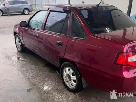 Daewoo, Nexia, 1600, 85, бензин, седан, механика, передний привод, среднее состояние, левый, красный, 130 000 ₽