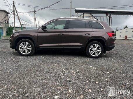 Skoda, Kodiaq, 2000, 190, бензин, внедорожник, робот, полный привод, среднее состояние, левый, коричневый, 3 120 000 ₽