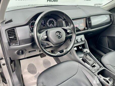 Skoda, Kodiaq, 1400, 150, бензин, внедорожник, робот, полный привод, среднее состояние, левый, бежевый, 3 115 000 ₽